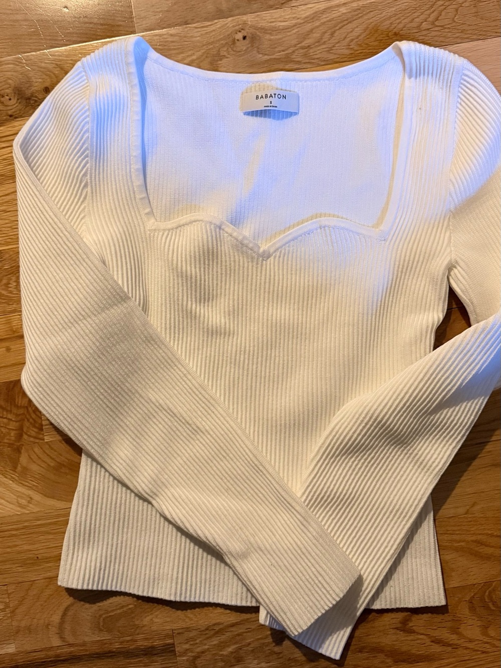 Babaton Cream Ribbed Sweetheart Scoop Neck Sweater